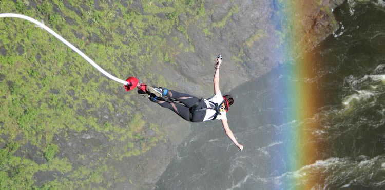 Bungee jumping at the source of the Nile